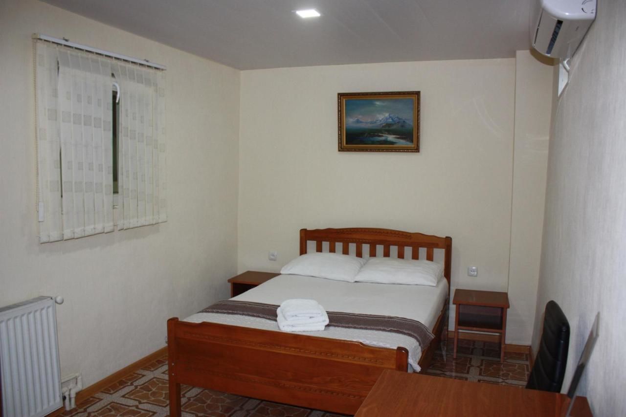 Отель Paradise Hotel Тбилиси