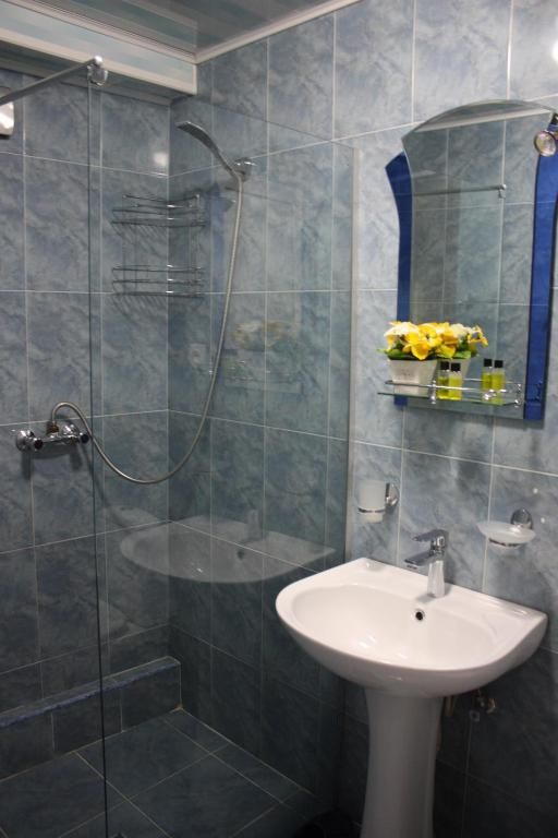 Отель Paradise Hotel Тбилиси-53