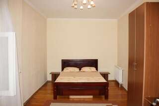 Отель Paradise Hotel Тбилиси Четырехместный номер-2