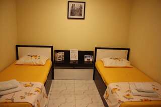 Отель Paradise Hotel Тбилиси Двухместный номер эконом-класса с 2 отдельными кроватями-2