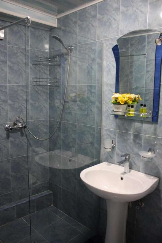 Отель Paradise Hotel Тбилиси-52